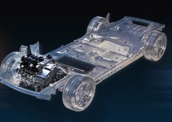 Geely представя нова хибридна технология, с която ще се опита да оспори японското господство
