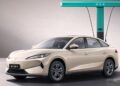 Подмарката на BYD, Linghui, пуска на пазара седана e7, насочен към пазара на превозни услуги с бързо зареждане