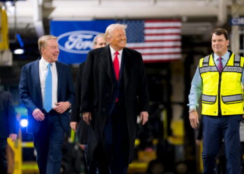 Изпълнителният директор на Ford предупреждава, че китайските електромобили ще нанесат удар по „сърцето и душата“ на САЩ
