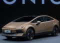 Hyundai представя новия елегантен IONIQ V: серийно произвеждан автомобил, който прилича на концептуален модел