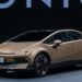 Hyundai представя новия елегантен IONIQ V: серийно произвеждан автомобил, който прилича на концептуален модел