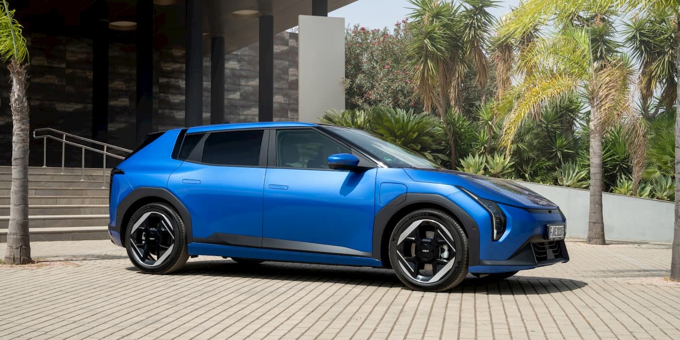 Kia-EV4-hatch-SUV