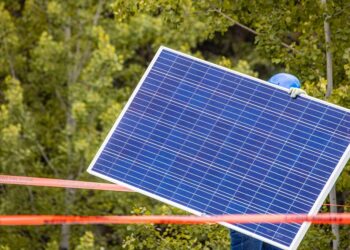 През март Китай изнесе рекордните 68 GW слънчева енергия – ето защо това е важно