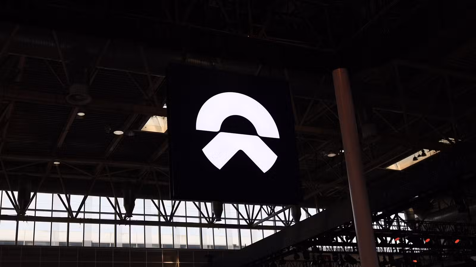 Nio logo.