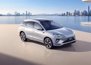BYD представя модела Sealion 06 DM-i 2026, за да разшири гамата си от плъг-ин хибриди
