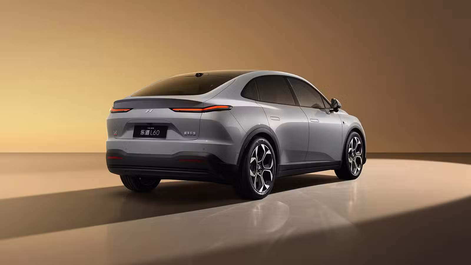 A side view of the rear of the updated Onvo L60, equipped with LiDAR.