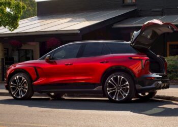 Електрическите версии на Chevy Equinox и Blazer получават няколко важни обновления за 2027 г.: Ето какво да очакваме