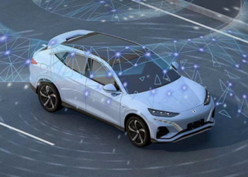BYD предлага интелигентно шофиране с пълно покритие на гражданската отговорност на цена, която е пет пъти по-ниска от тази на FSD на Tesla