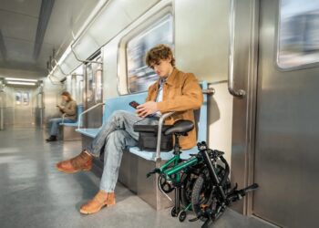 На пазара се появи нов евтин електровелосипед, който се зарежда чрез USB-C