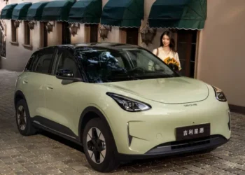 Най-продаваният модел в Китай се обновява – Geely EX2 с максимален пробег от 460 км излиза на пазара на 28 май