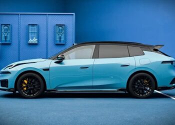 Lynk & Co 07 GT комби с мощност 530 hp стартира предварителните продажби в Китай на цена от 24 400 USD