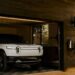 Rivian току-що улесни спестяването на пари при домашното зареждане на електромобили