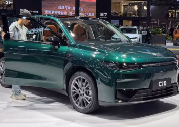След петмесечно забавяне Stellantis започва сглобяването на автомобили Leapmotor в Малайзия