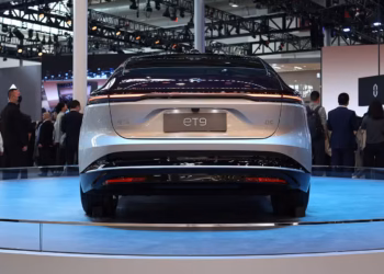 САЩ включват BYD, Nio и компании от веригата за доставки на електромобили в списъка с фирми, свързани с военните