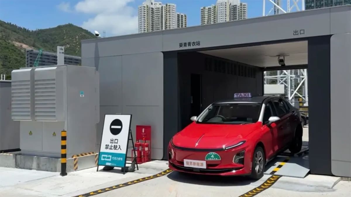A CATL battery swap station in Hong Kong.
