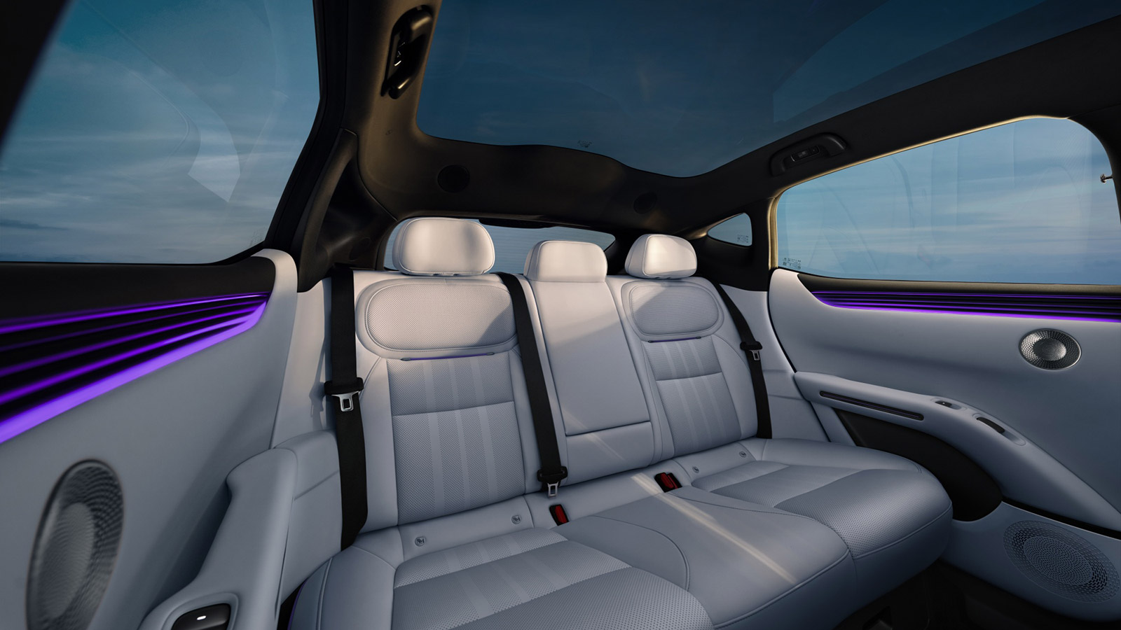 An interior photo of the Xpeng Mona L03 SUV.