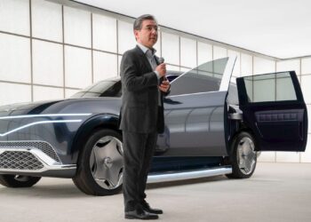 Genesis GV90 най-накрая има дата на пускане на пазара: Ето кога ще се появи този ултралуксозен SUV