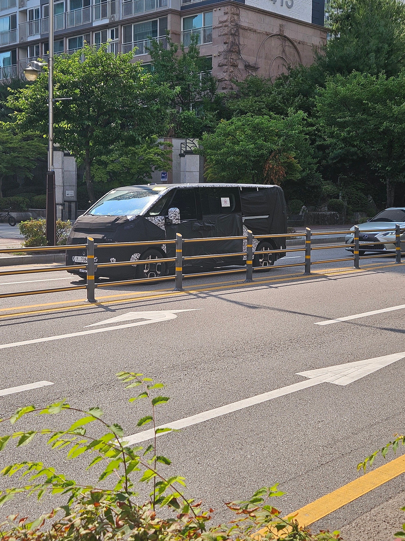 Kia-PV7-EV-van-first-look