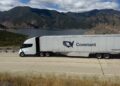 Tesla Semi преминава през прохода „Грейпвайн“ с натоварен ремарке, оставяйки оператора на автопарка „възхитен“