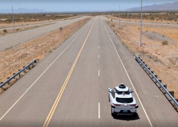 Waymo купува изоставения тестови полигон за самоуправляващи се автомобили на Apple за 220 млн. долара