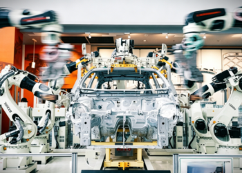 CATL достигна прага от 0,051 USD с натриевите батерии на Changan с капацитет 175 Wh/kg