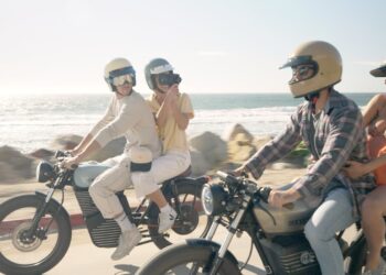 Beachman представя новата си серия електрически мотоциклети „Aviator“, включваща предстоящия модел с мощност, еквивалентна на 125 куб. см
