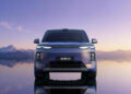 SUV-ът BYD Sealion 08 разкрива масивна батерия с тегло 810 кг, осигуряваща пробег от 900 км