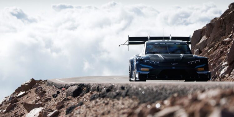 ford super mustang mach e pikes peak 2026 e1768603930566