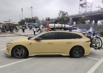 САЩ включват BYD, Nio и производителя на батерии CALB в черния списък на китайските военни компании