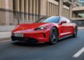 Porsche Taycan от 2027 г. е снабден с имитация на превключване на предавките, за да можете да намалите скоростта на колата си