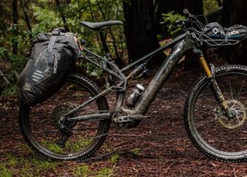 Specialized представя Turbo Levo 4 X – електрически велосипед с пълно окачване за офроуд и превоз на товари