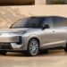 Изцяло електрическият SUV BYD Denza N8 въвежда система с три мотора с мощност 1 193 hp в сегмента на луксозните SUV-ове