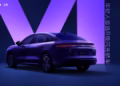 BYD представя седана Qin Max с функция за бързо зареждане, като разширява гамата от модели Qin