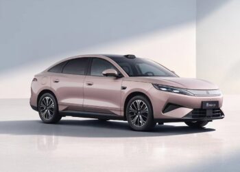 BYD представя по-подробно модела Qin Max – флагманът на своята добре продаваща се серия Qin