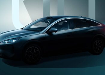 BYD представя седана „Seal 06“ от 2027 г. с LiDAR за подобрена система за подпомагане на водача