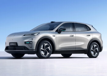 Changan Deepal стартира предварителните продажби на обновения SUV S05 с LiDAR