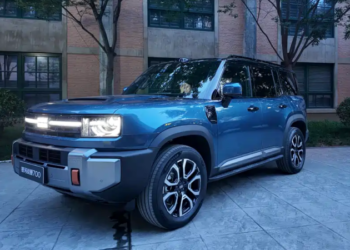 Дебют на първия „кубичен“ SUV на Geely: Geely Galaxy Cruiser 700 развива 1 113 hp