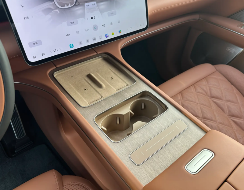 Nio ES8 разширява гамата си с нов петместен модел и опция BaaS, чиято цена започва от 40 400 USD 5 e59bbee78987 51 800x621 1