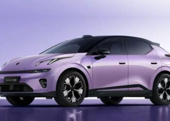 Обновеният Lynk & Co 02 ще бъде първият автомобил с електрическата задвижваща система „16 в 1“ на Geely