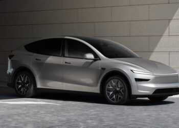 Tesla Model Y L, пуснат на пазара в САЩ, е с 12 060 USD по-скъп, отколкото в Китай