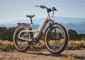 Trek се насочва към бумът на електрическите велосипеди с дебели гуми с новия си модел „Borrego“, оборудван с дросел