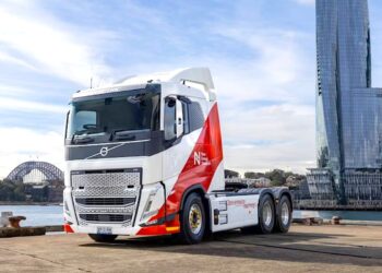 Електрически гръм в Австралия: Volvo FH Electric започва работа в Австралия