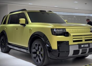 Freelander 8 пристига в автосалоните още преди официалното представяне, докато Chery JLR започва роудшоу в 30 града