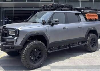 Моделът Jetour Zongheng F700 на Chery с мощност 904 hp пристига в автосалоните преди официалното му представяне на 6 август