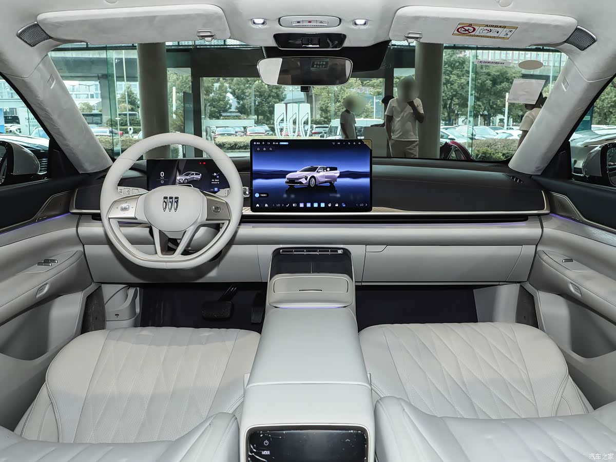 Buick Electra L7 EV беше официално представен в Китай, като цената му започва от 26 500 USD 2 汽车之家