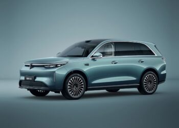 GWM ще представи 5-местния флагмански SUV Wey V8X на 14 август