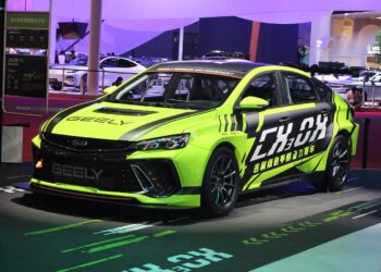Основната печалба на Geely Auto отбелязва скок от 46% през първото полугодие, докато вътрешният пазар отбелязва спад