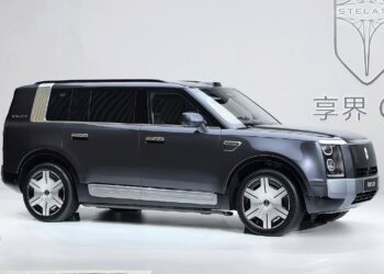 Подкрепяната от „Хуавей“ компания „Стелато“ пуска на пазара луксозния офроуд SUV G9, чиято цена започва от 63 300 долара