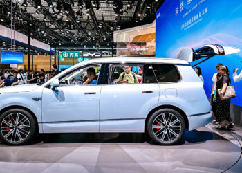 BYD ще представи Sealion 08 на 2 септември като флагманския SUV от серията Ocean