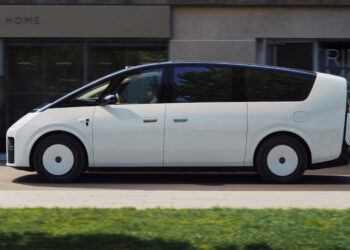 Li Auto ще представи на 2 септември Mega MPV от ново поколение с подобрен салон и хардуер за интелигентно шофиране